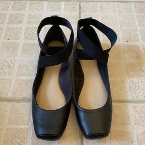 Black Ballet Flats